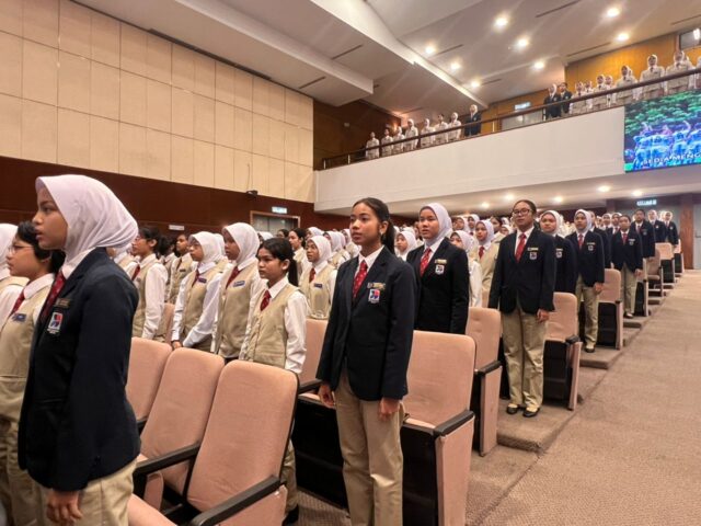 7 – Pledge